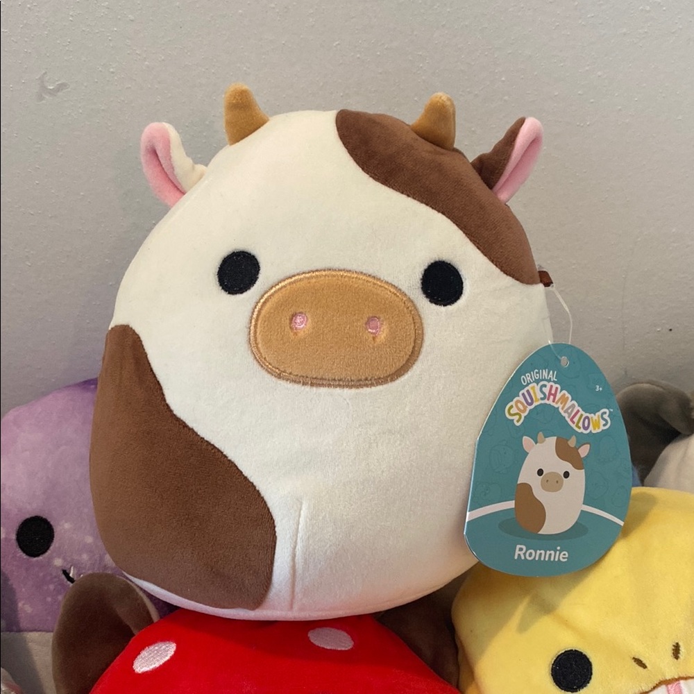Squishmallows Ronnie Cow Plush 7.5”